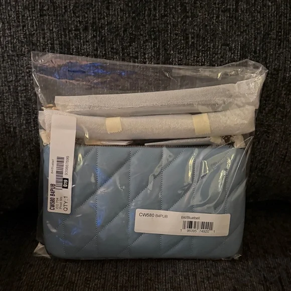 Coach Pouch Bag with Pillow Quilting in Brass/Bluebell Nappa Leather NWT - Picture 10 of 13